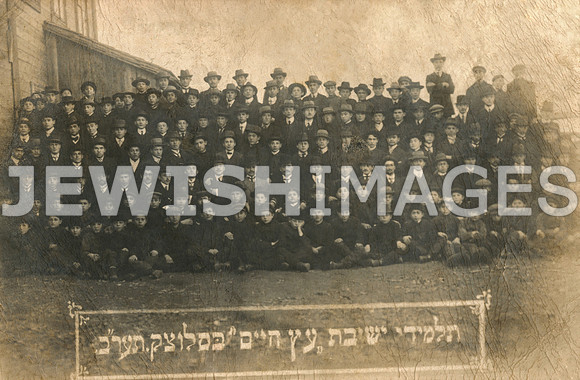 066839